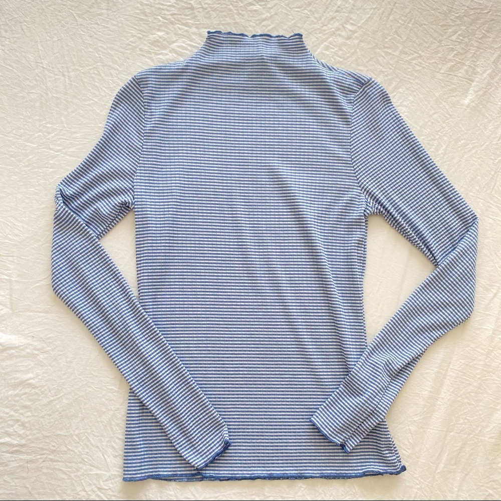 Blue striped top